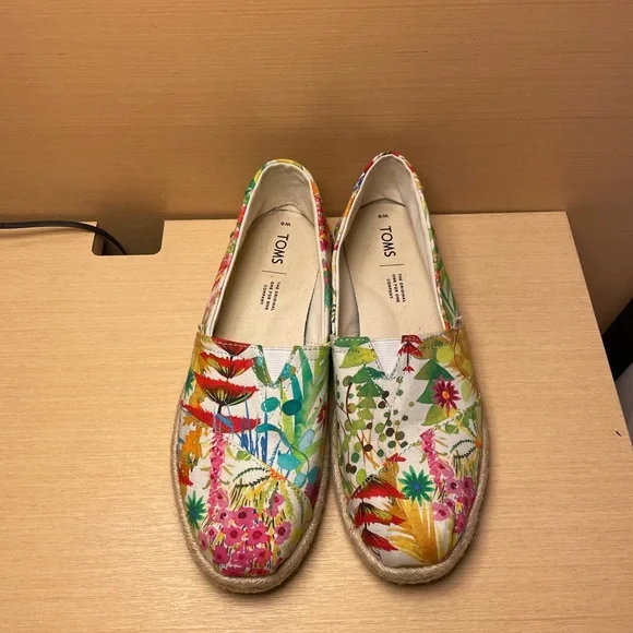 TOMS floral espadrilles - Picture 4 of 5